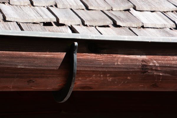Wooden Gutter Replacement in Columbia