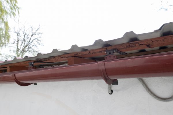 Cost of Round Gutters Installation in Columbia